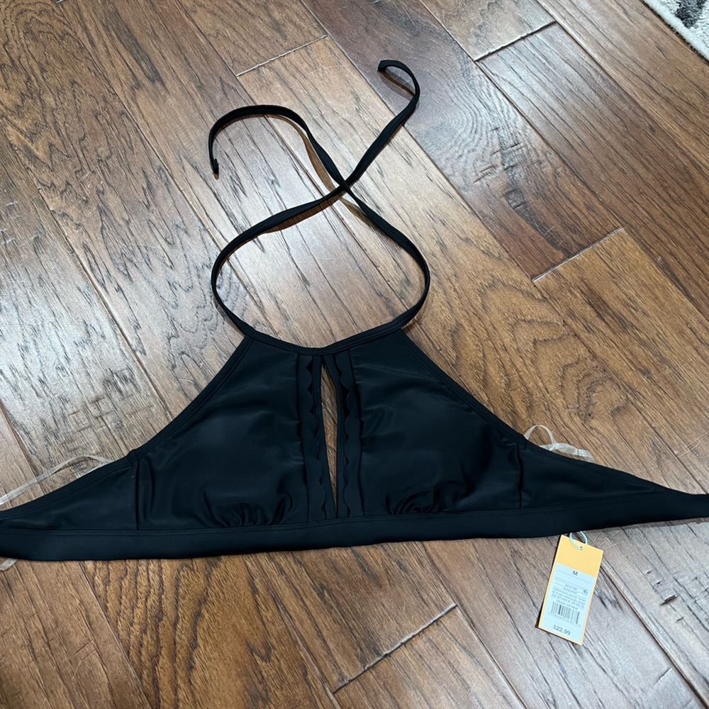 Keyhole bikini top